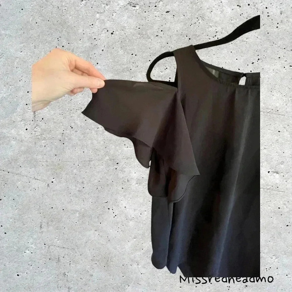 ~By & By~ Blouse - Medium - Picture 1 of 4